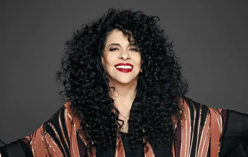 Vel&oacute;rio de Gal Costa re&uacute;ne f&atilde;s em cerim&ocirc;nia aberta ao p&uacute;blico em S&atilde;o Paulo  | NSC Total