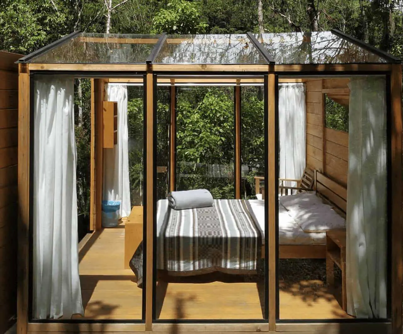 Cabana de vidro fica em Alfredo Wagner, na Grande Florianópolis (Foto: Reprodução, Redes sociais)