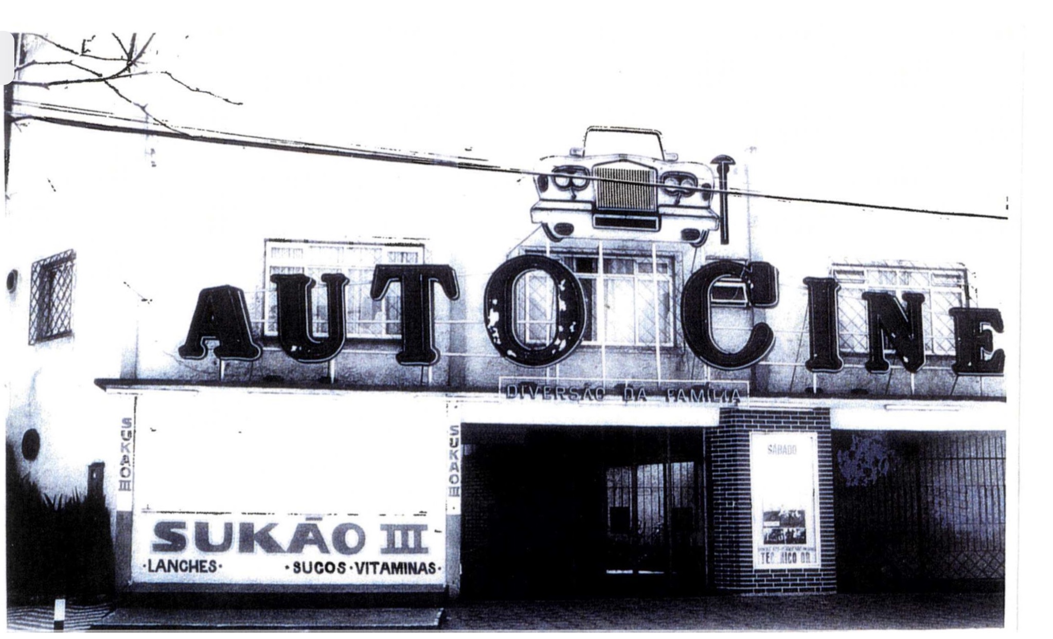  Faixada do Auto Cine de Balneário Camboriu, conforme mostra o trabalho realizado por Juliana Linsmeier e Rafael José Bona da Univali