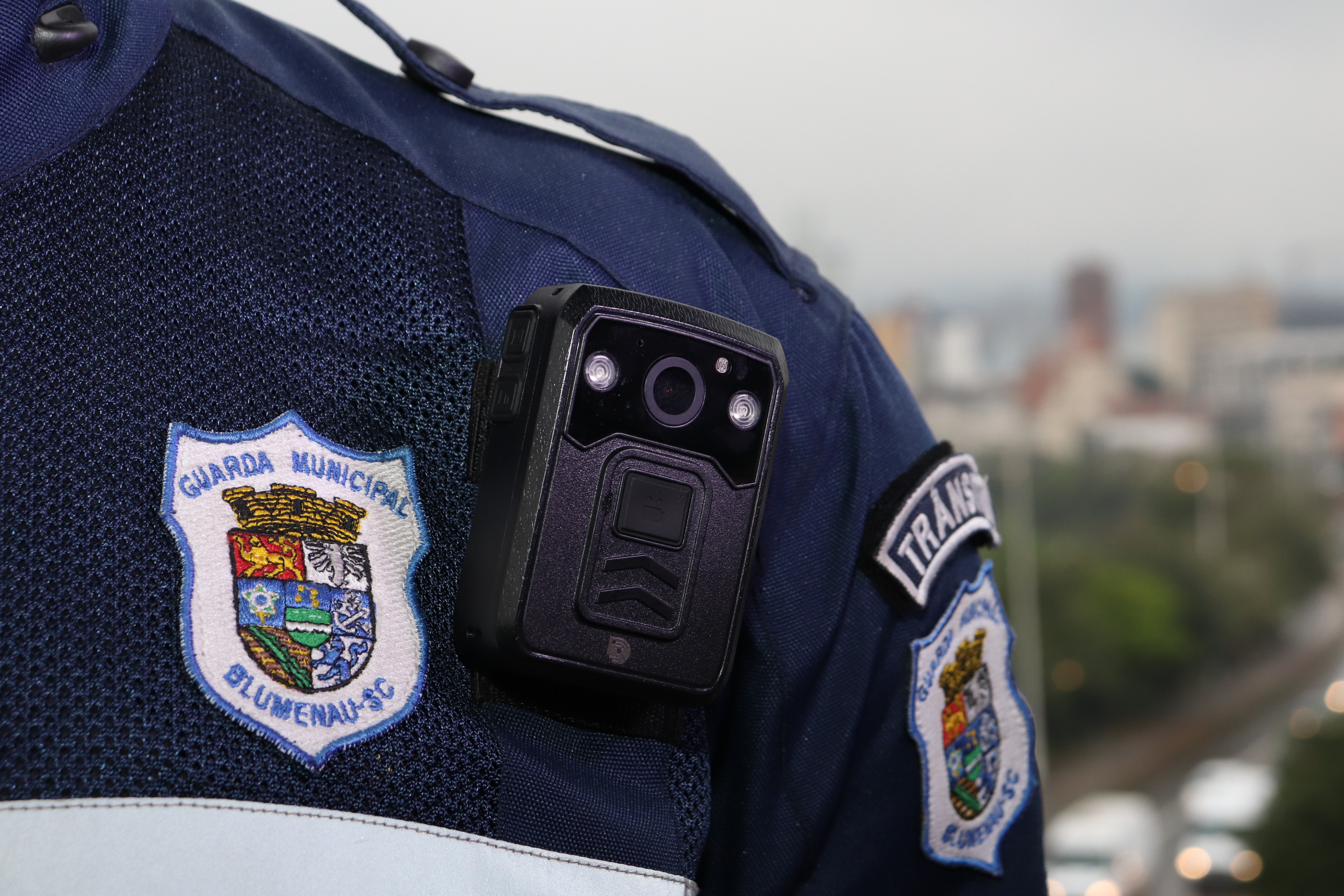 Agente com bodycam