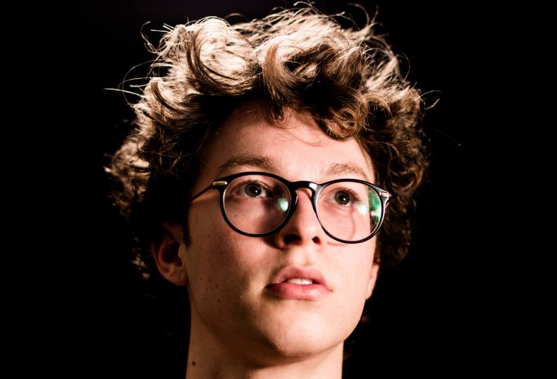 Finalista da quarta edição do programa The Voice Brasil, Montarroyos teve seu talento reconhecido internacionalmente após uma indicação ao Grammy Latino, pela colaboração no álbum Erivelto Martins - 100 anos. Ayrton Montarroyos