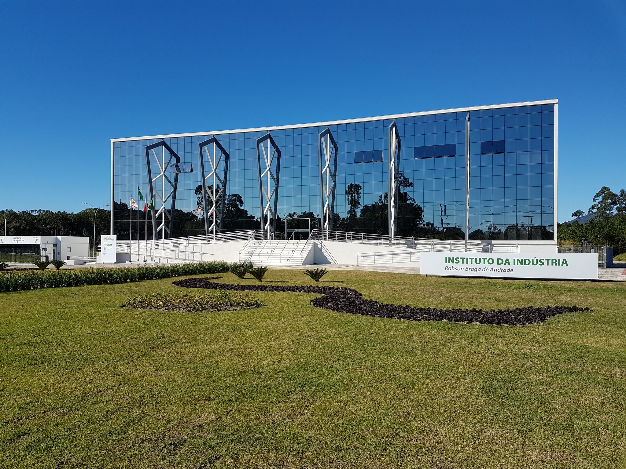 Sede da Hards, no prédio do Instituto da Indústria da FIESC no Parque Sapiens, um dos maiores parques de inovação da América Latina, em Florianópolis Sede da Hards, no prédio do Instituto da Indústria da FIESC no Parque Sapiens, um dos maiores parques de inovação da América Latina, em Florianópolis
