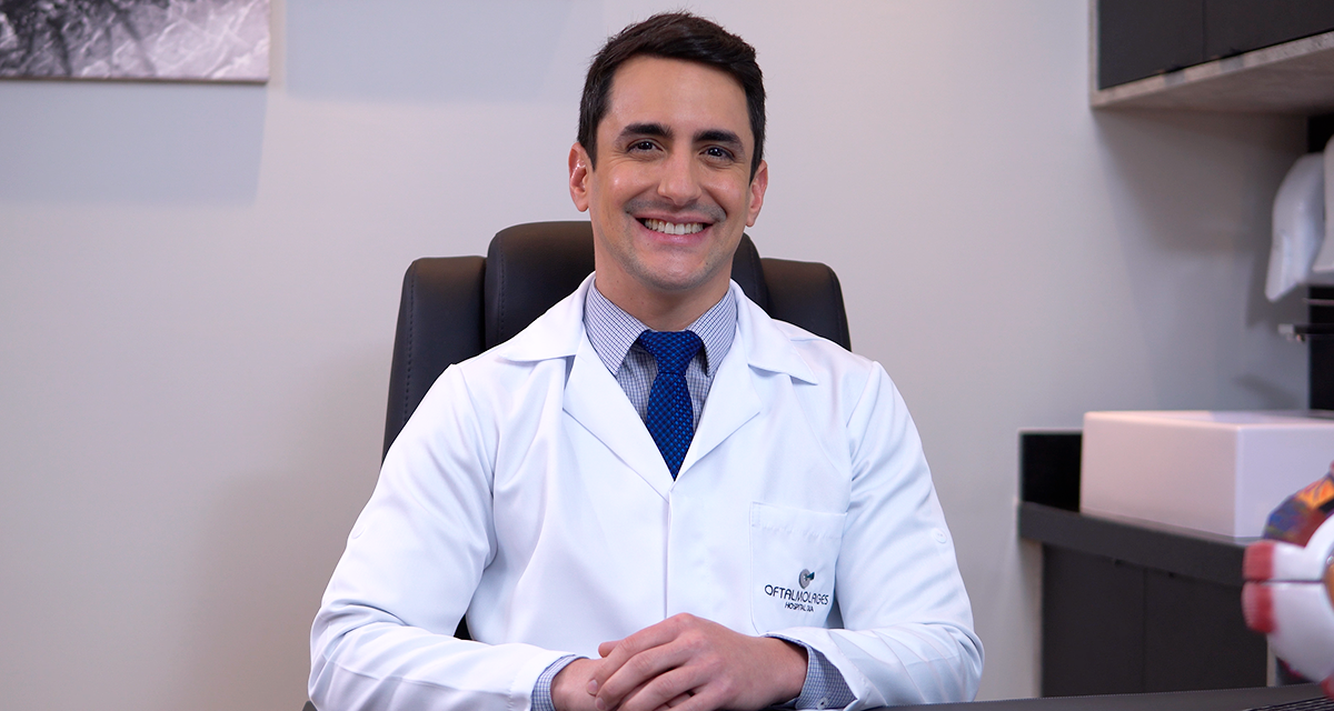 Doutor Arthur Martins, especializado em transplante de córnea, integra a equipe do Oftalmolages.