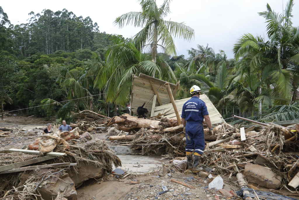 Estragos do temporal em Presidente Getúlio