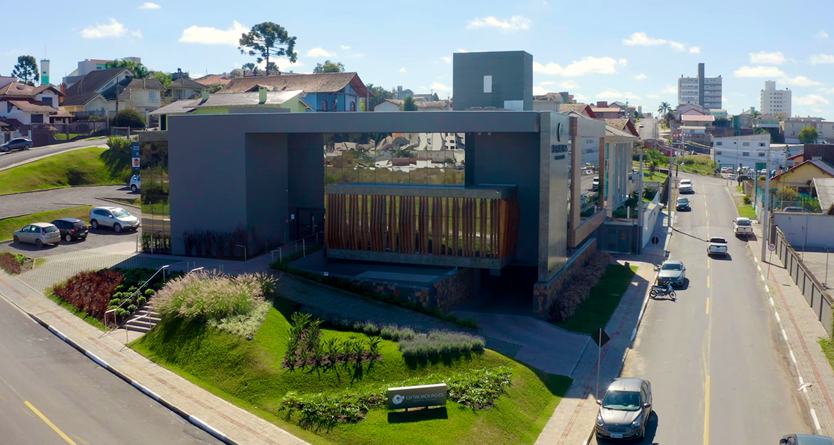 Entidade é referência em oftalmologia em Santa Catarina.