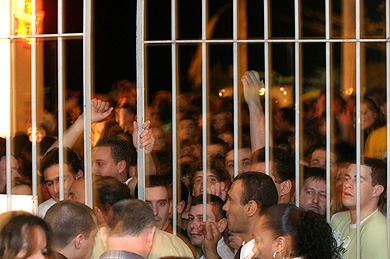 Sem pandemia, o pátio do El Divino ficava assim, lotado! Sem pandemia, o pátio do El Divino ficava assim, lotado!