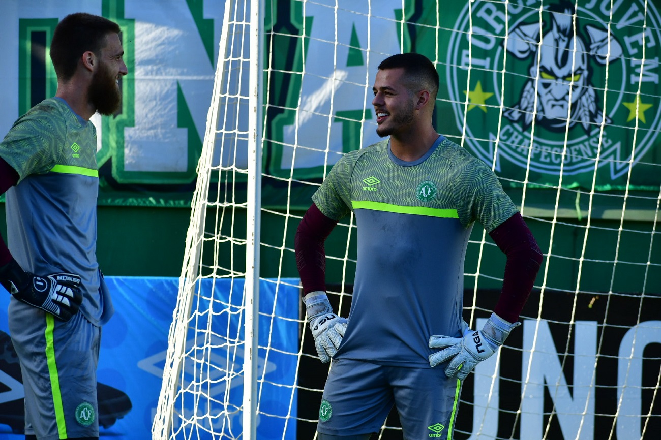 Chapecoense tem a melhor defesa da competição, ao lado do Camboriú. Goleiros Chapecoense - NSC - Campeonato Catarinense Fort 2022