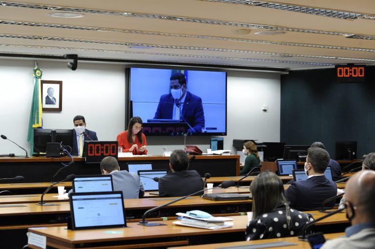 Grupo de trabalho definiu texto do novo Código Eleitoral, apresentado à Câmara na última semana Grupo de trabalho definiu texto do novo Código Eleitoral, apresentado à Câmara na última semana