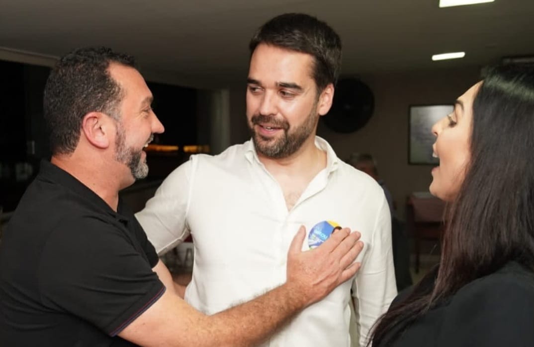 Prefeito de Balneário Gaivota com Eduardo Leite e Geovania de Sá Prefeito de Balneário Gaivota com Eduardo Leite e Geovania de Sá