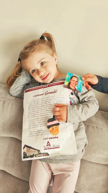 Lívia Burgert de Oliveira