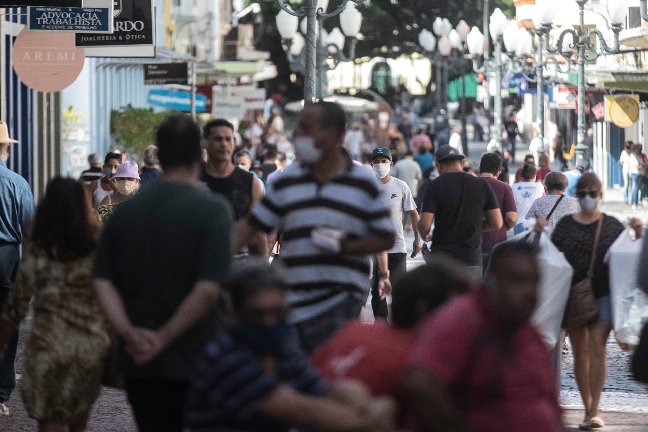 Calçadão vem registrando aumento de movimentação com as liberações recentes Calçadão vem registrando aumento de movimentação com as liberações recentes