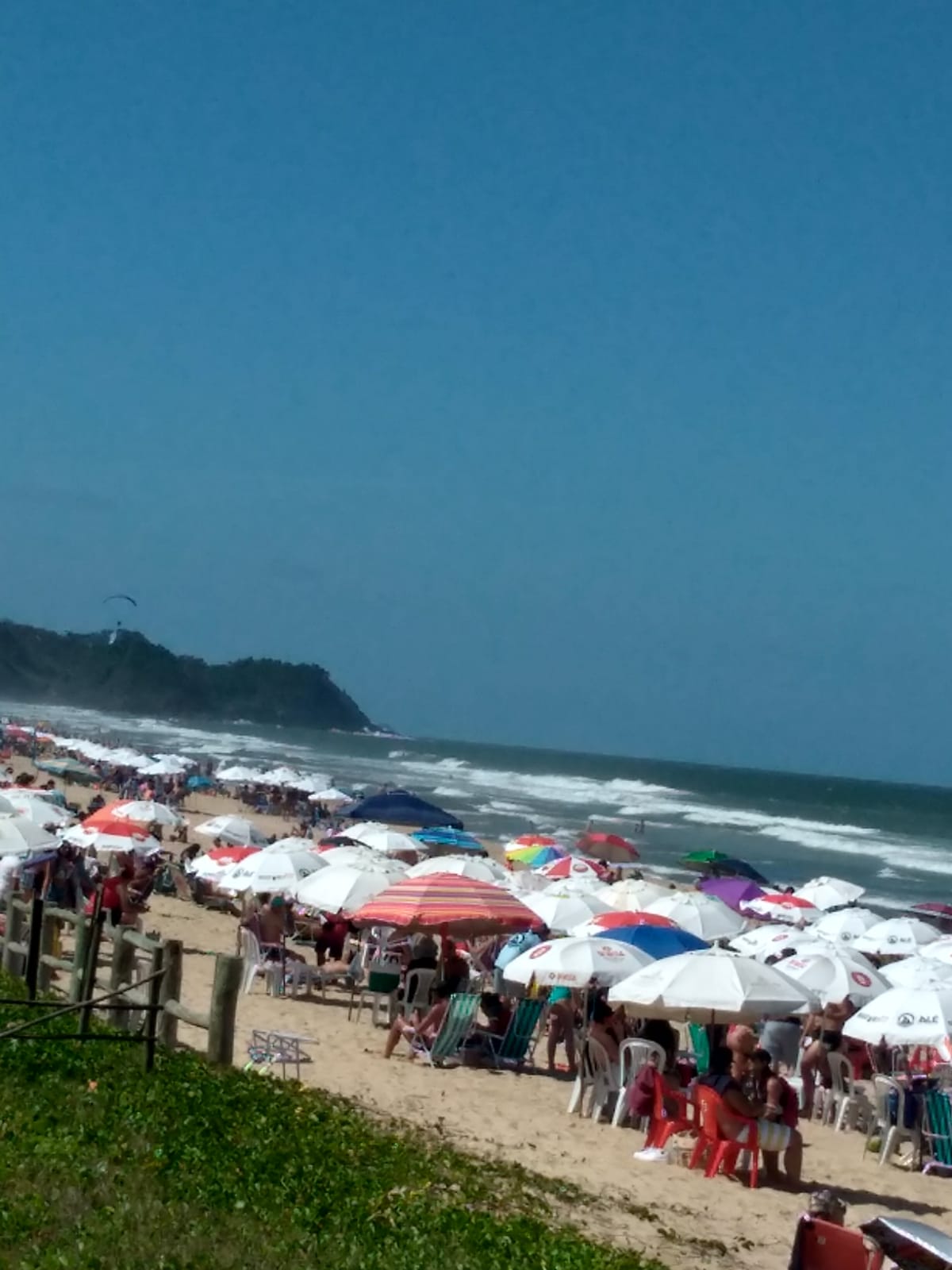 Praia Brava, em Itajaí, na tarde desta segunda-feira
