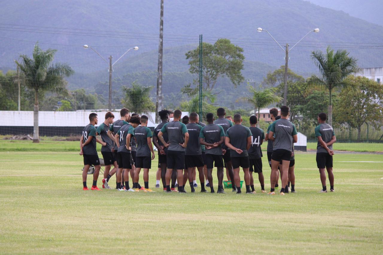Elenco do Figueirense na pré-temporada no CFT do Cambirela Elenco do Figueirense na pré-temporada no CFT do Cambirela