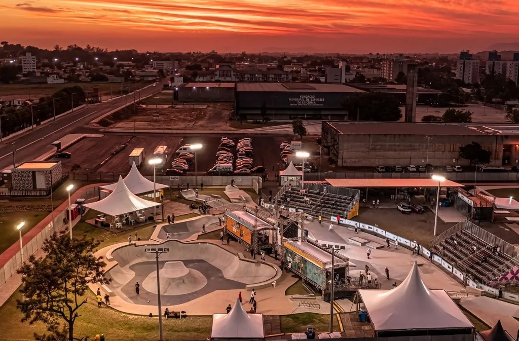 Expectativa de arquibancadas fixas e com cobertura em 2023 Expectativa de arquibancadas fixas e com cobertura em 2023