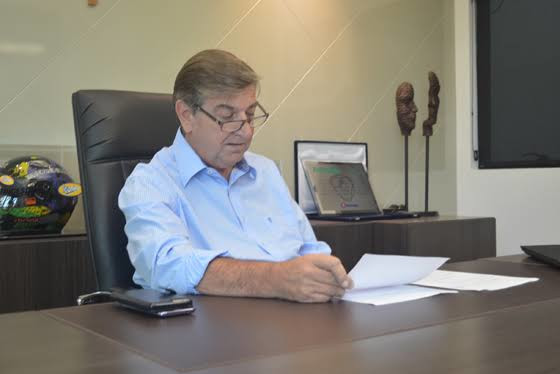 Fontanella, o prefeito vencido por Saionara na eleição do ano passado Fontanella, o prefeito vencido por Saionara na eleição do ano passado