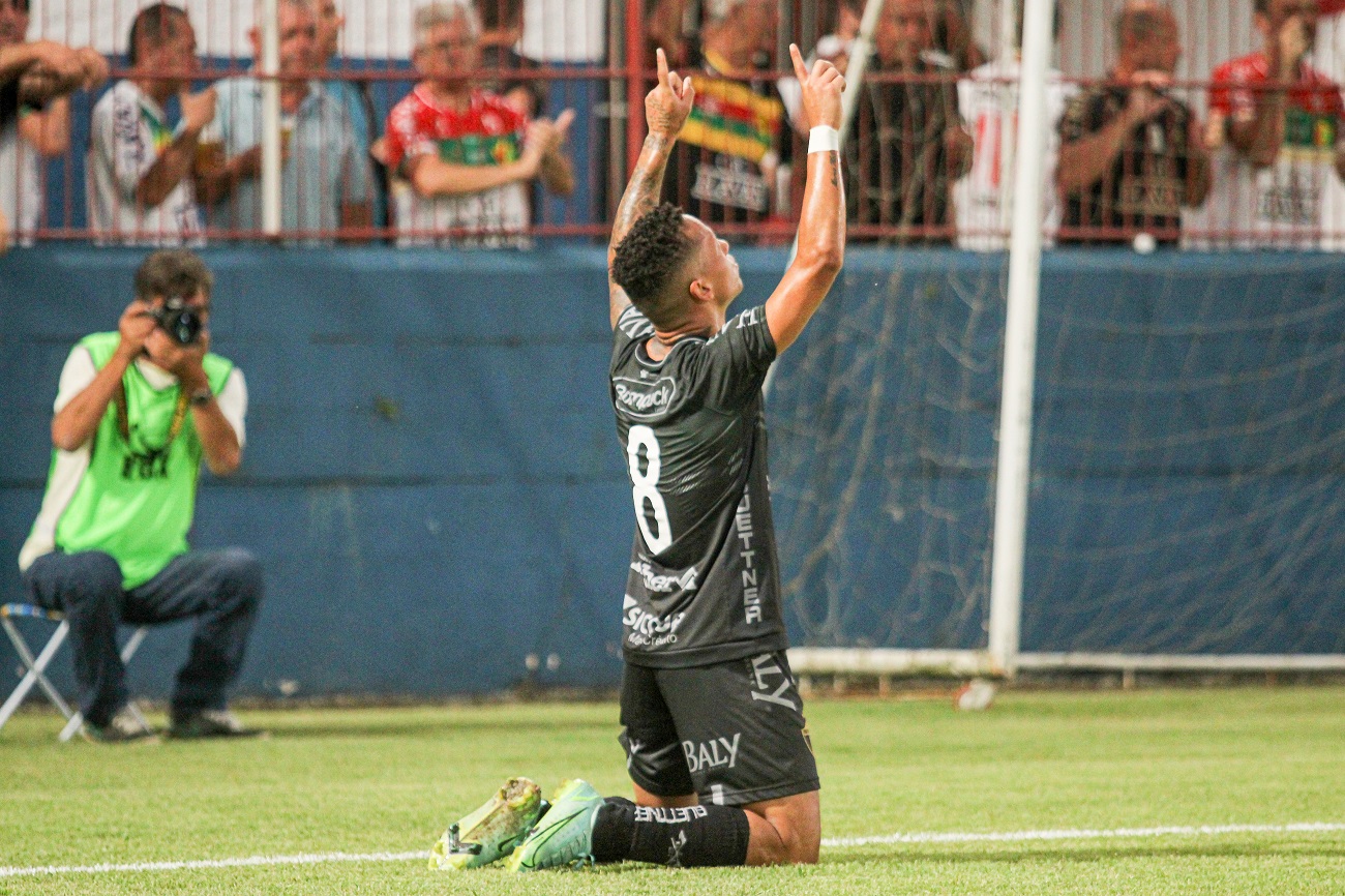 Zé Matheus, do Brusque, é um dos artilheiros do Campeonato Catarinense Fort 2022. Zé Matheus - Brusque - Campeonato Catarinense Fort 2022