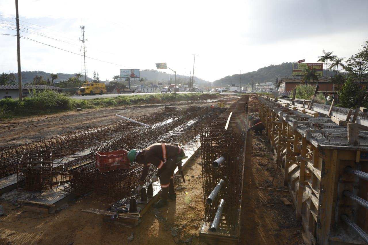 R$ 73 milhões previstos em orçamento já foram executados R$ 73 milhões previstos em orçamento já foram executados
