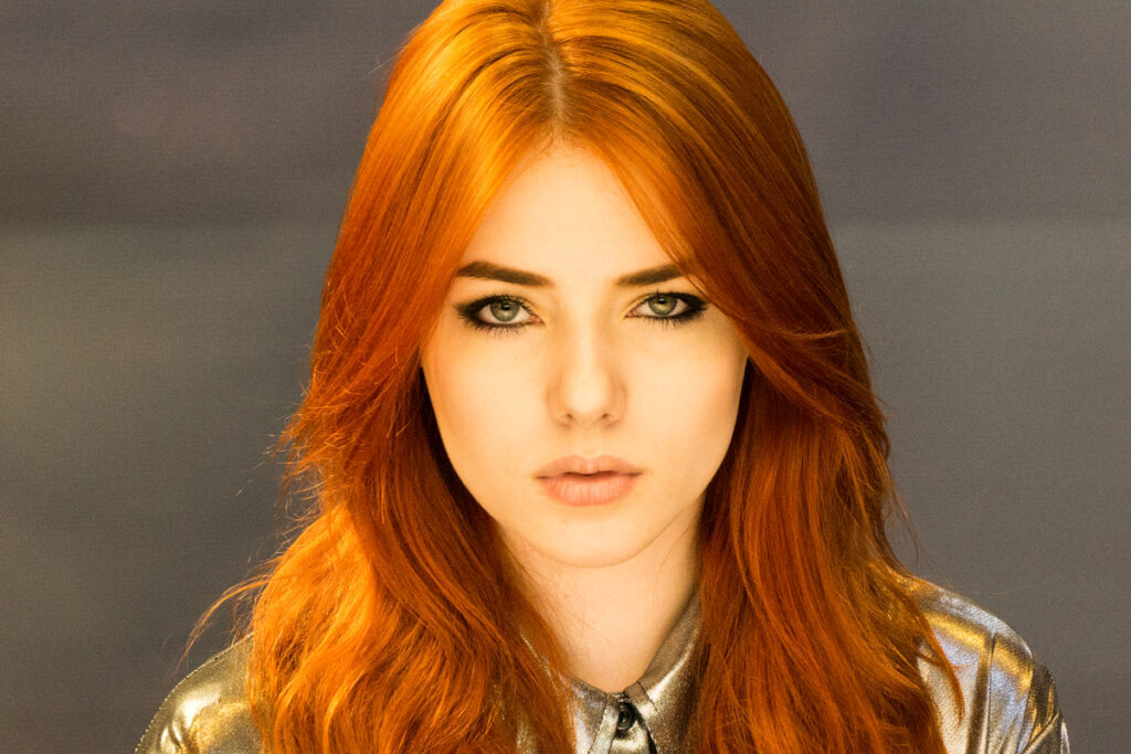 Cabelo acobreado necessita retoques regulares  Cabelos acobreados