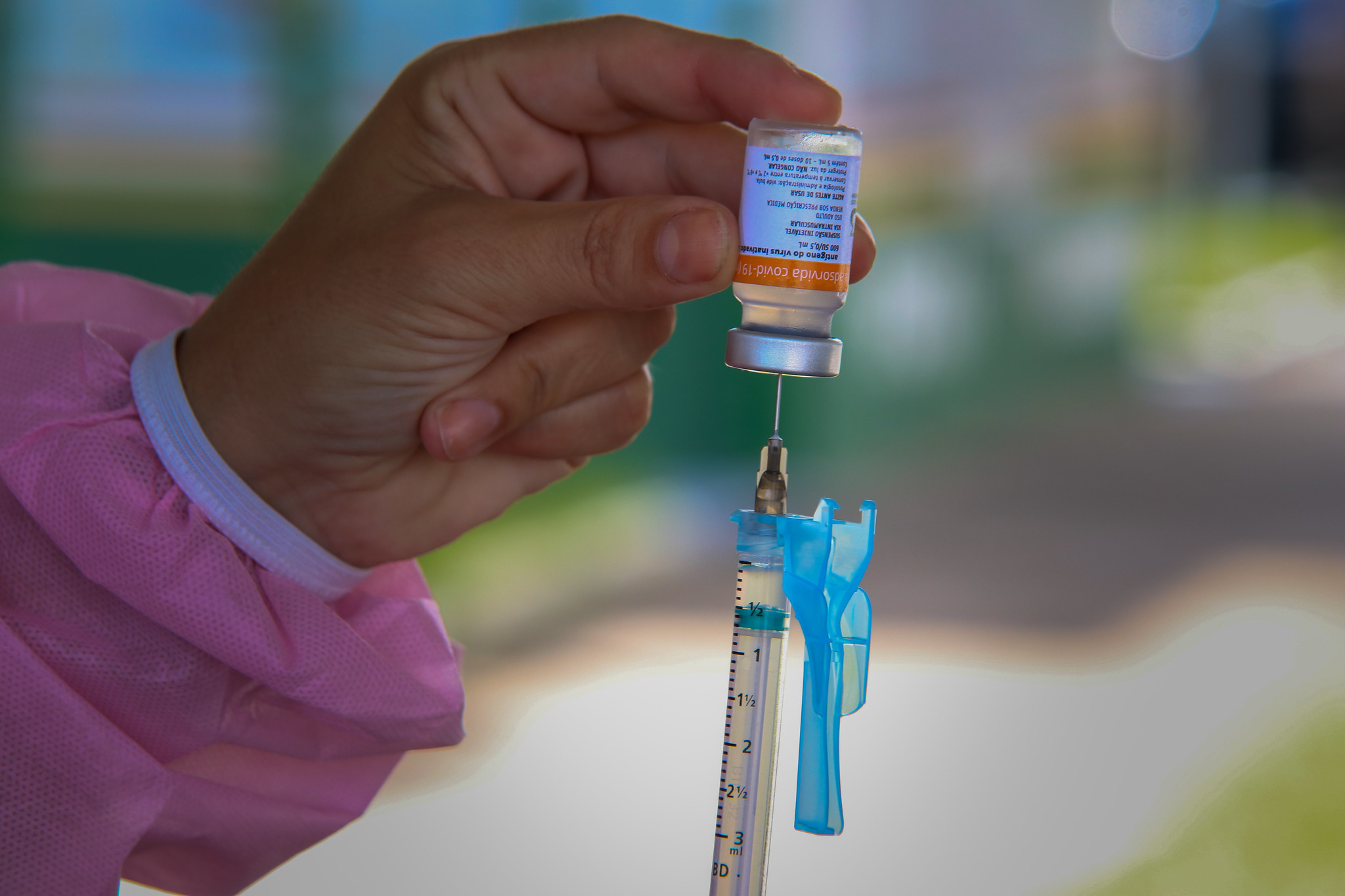 Coronavac está em falta em pelo menos cinco das maiores cidades catarinenses Coronavac está em falta em pelo menos cinco das maiores cidades catarinenses