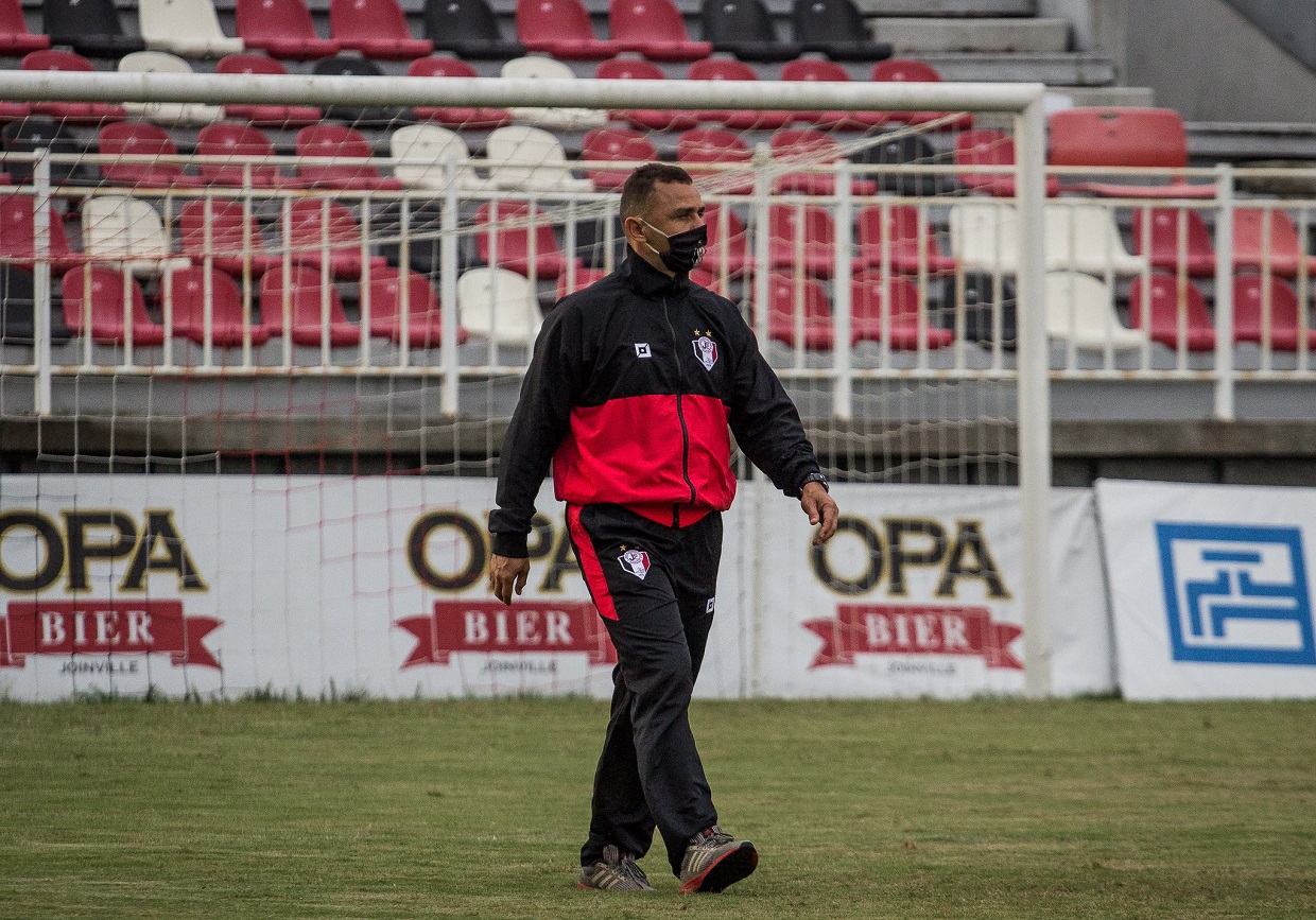 Técnico Fabinho Santos, do JEC Técnico Fabinho Santos, do JEC