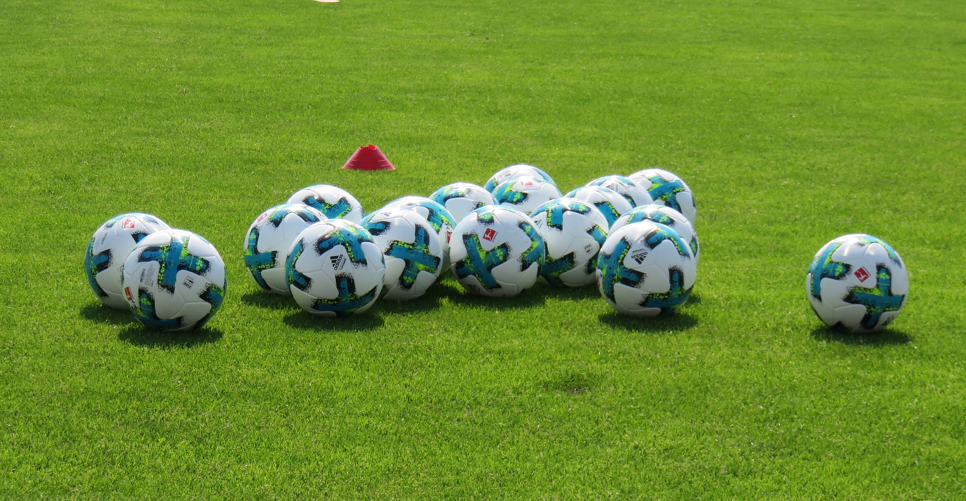 Virgem, não descanse enquanto tem tanta coisa em jogo, tanta coisa para fazer. Virgem, não descanse enquanto tem tanta coisa em jogo, tanta coisa para fazer.
