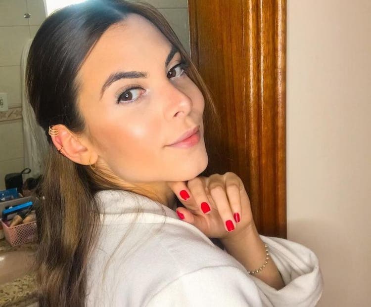 A jovem buscava carreira como influenciadora digital A jovem buscava carreira como influenciadora digital