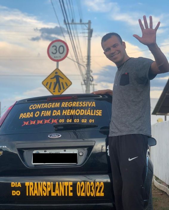 Eder fez contagem regressiva para fim da hemodiálise  Eder fez contagem regressiva para fim da hemodiálise