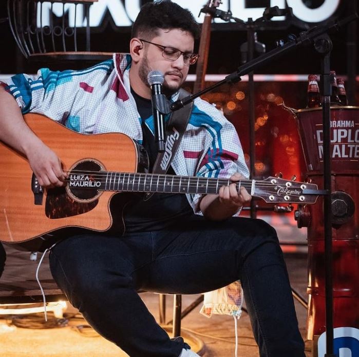 O cantor morreu na quarta-feira (29 de dezembro) após uma série de paradas cardíacas por conta de um tromboembolismo pulmonar. Ele estava internado desde o dia 15