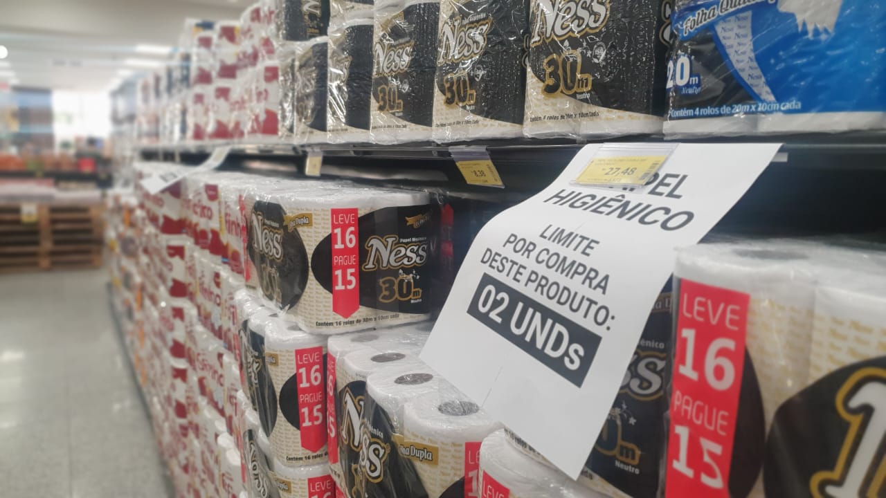 Com bloqueios nas estradas, algumas entregas não estão sendo realizadas