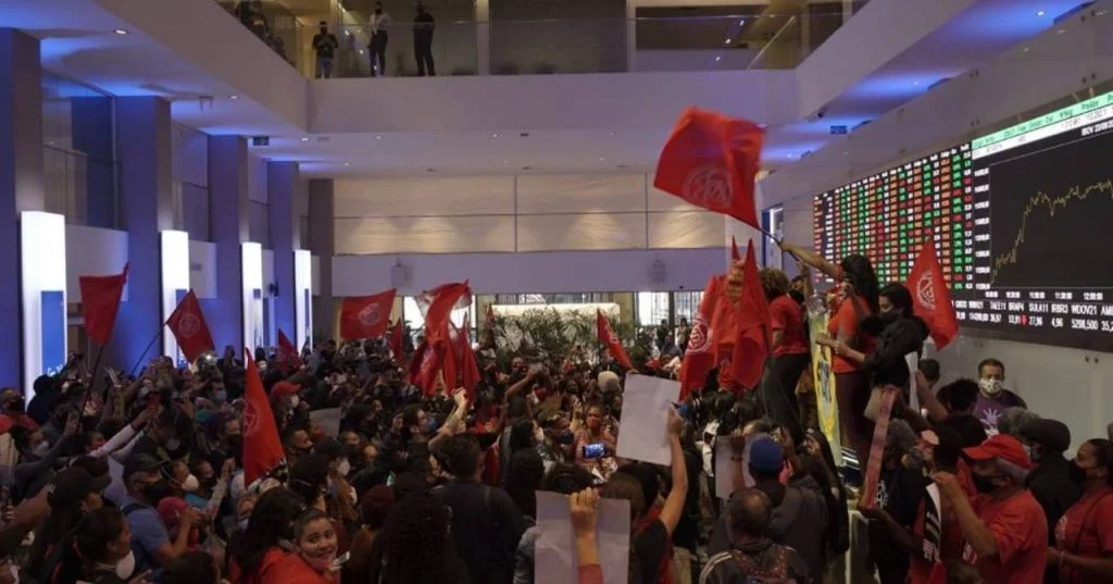 Protesto faz críticas ao governo Jair Bolsonaro