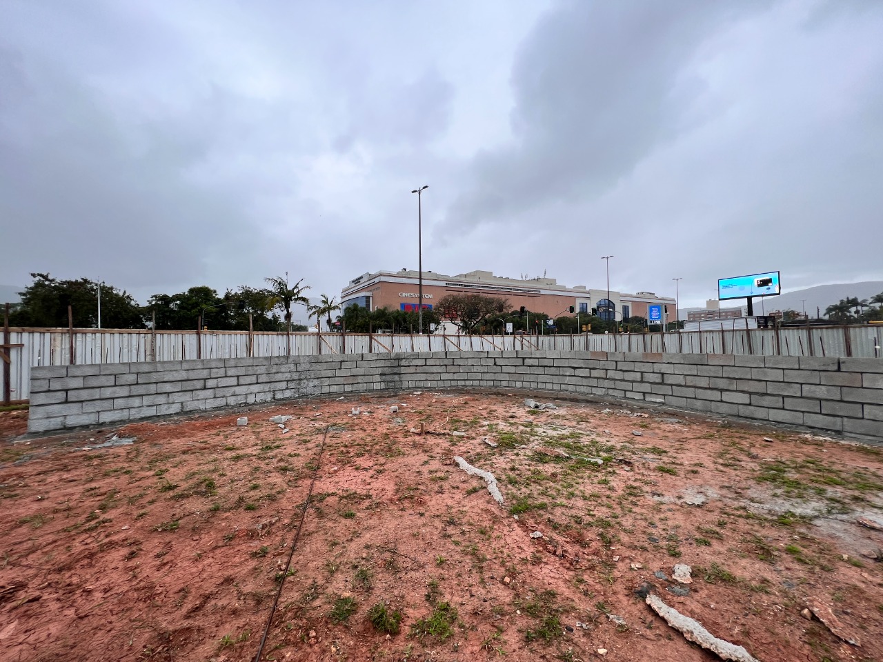 Previsão é de que obra fique pronta em até nove meses Previsão é de que obra fique pronta em até nove meses