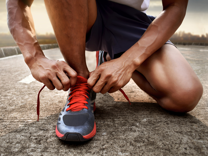 Escolher um tênis que se adapte ao seu pé é importante Qual o melhor tênis para corrida