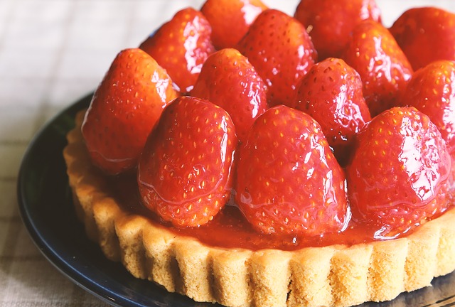 Torta de morango cai bem em qualquer época do ano Torta de morango cai bem em qualquer época do ano