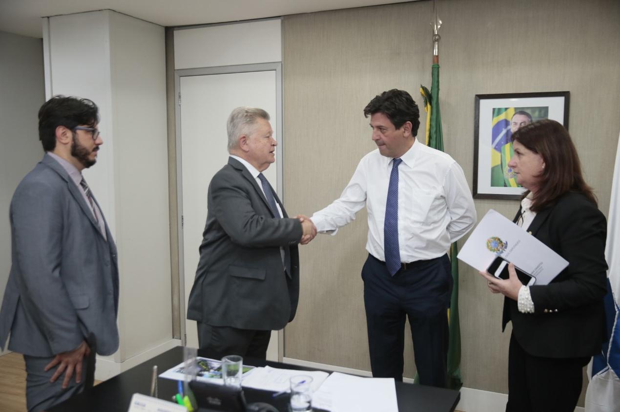 Prefeito de Joinville esteve em Brasília para tratar de projetos que tramitam em vários órgãos do governo federal Prefeito de Joinville esteve em Brasília para tratar de projetos que tramitam em vários órgãos do governo federal