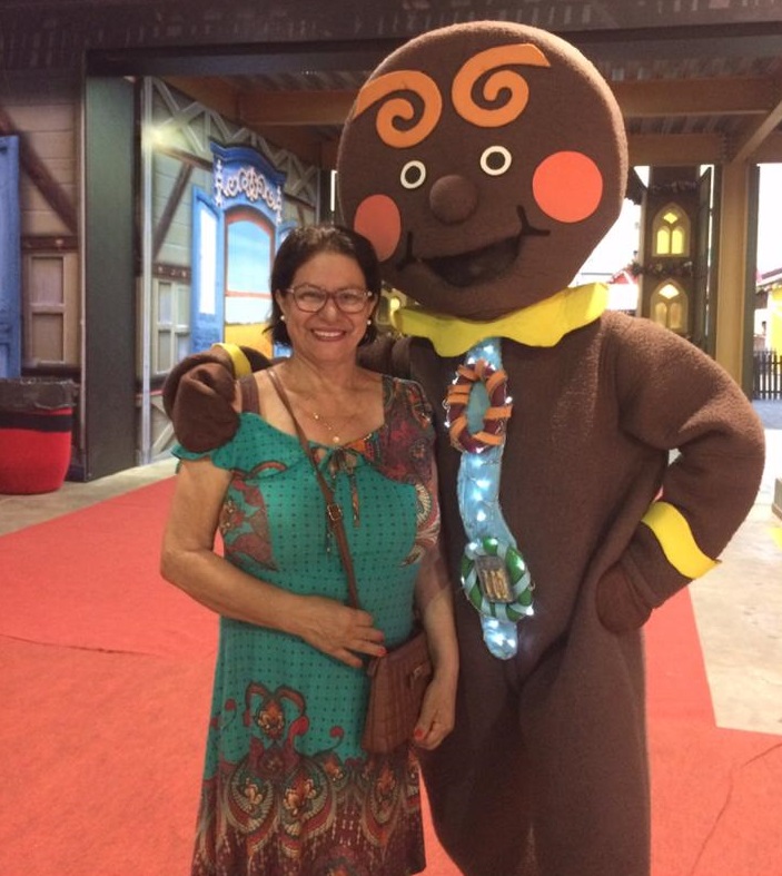 Verônica se aposentou como dona de casa Verônica se aposentou como dona de casa