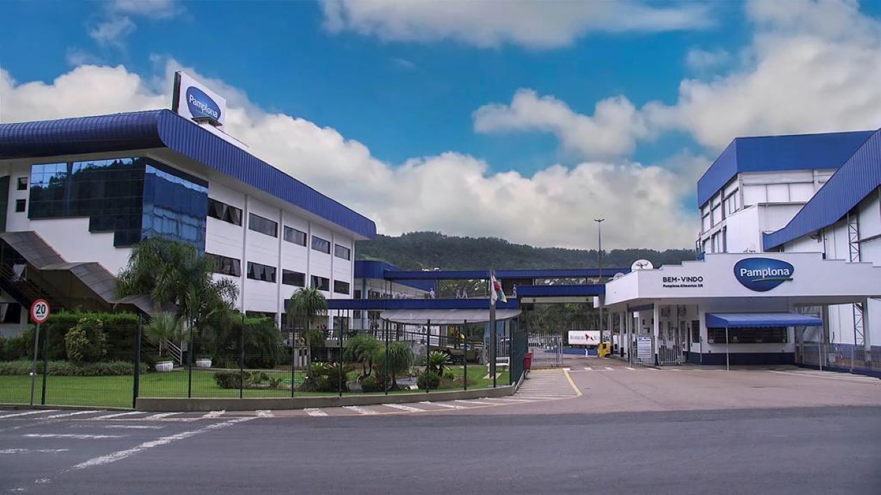 Sede da empresa fica em Rio do Sul, no Alto Vale do Itajaí, às margens da BR-470 vozes-irani-pamplona-peters-3