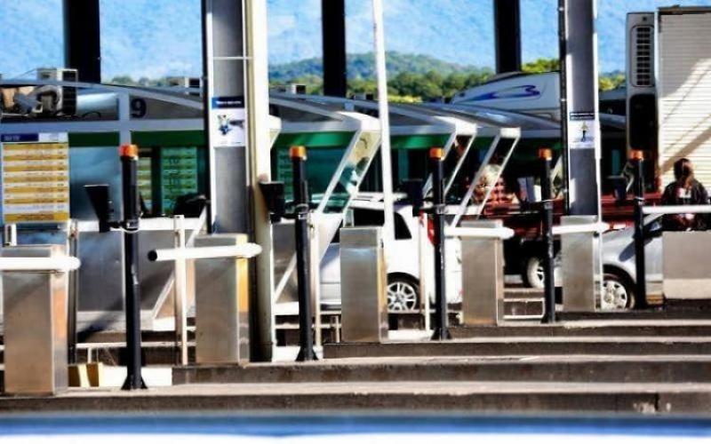 Viagem entre Florianópolis e Porto Alegre custa R 29,90 em pedágios; até Curitiba valor é menor